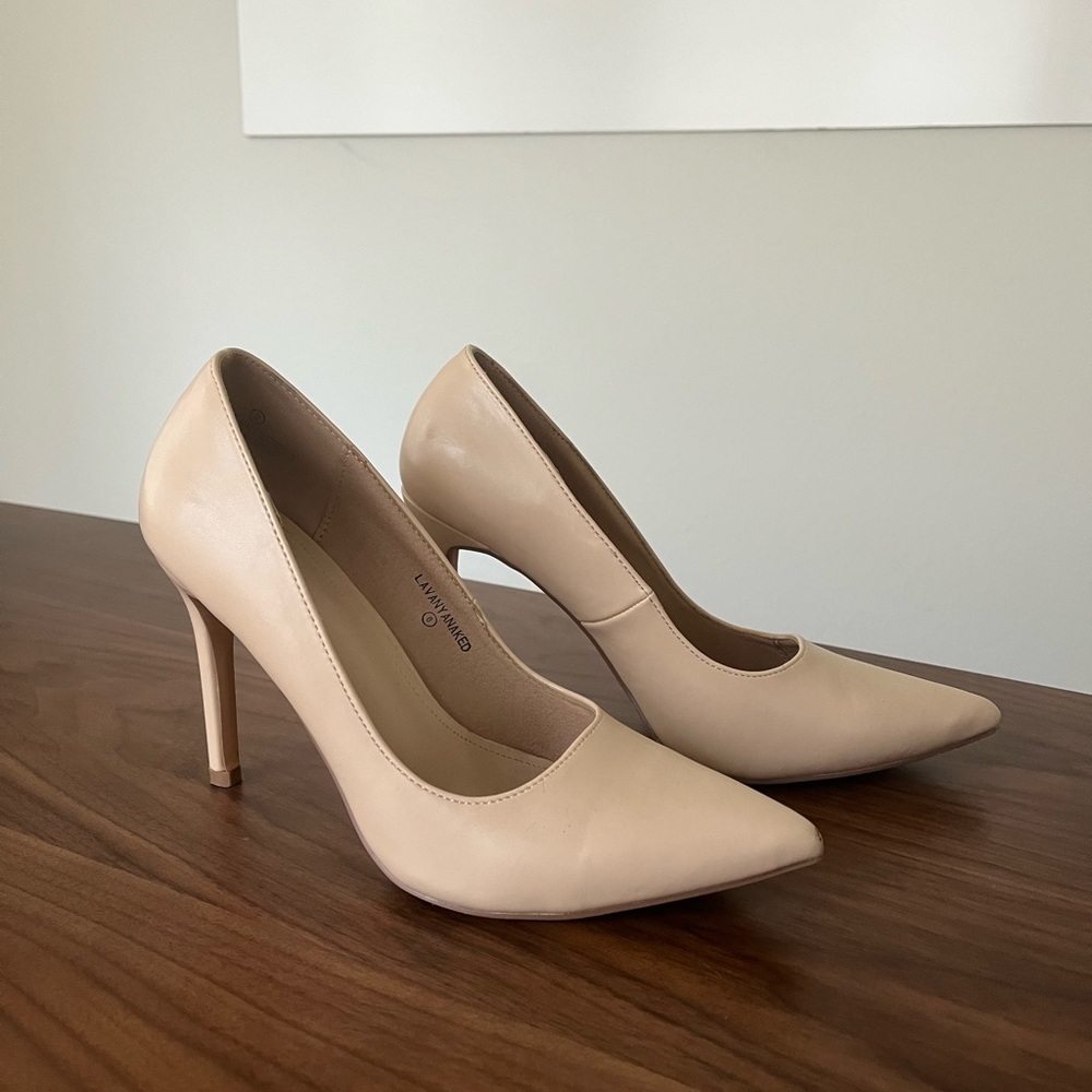 Lulus 3.5” Point Toe Pumps Size 8